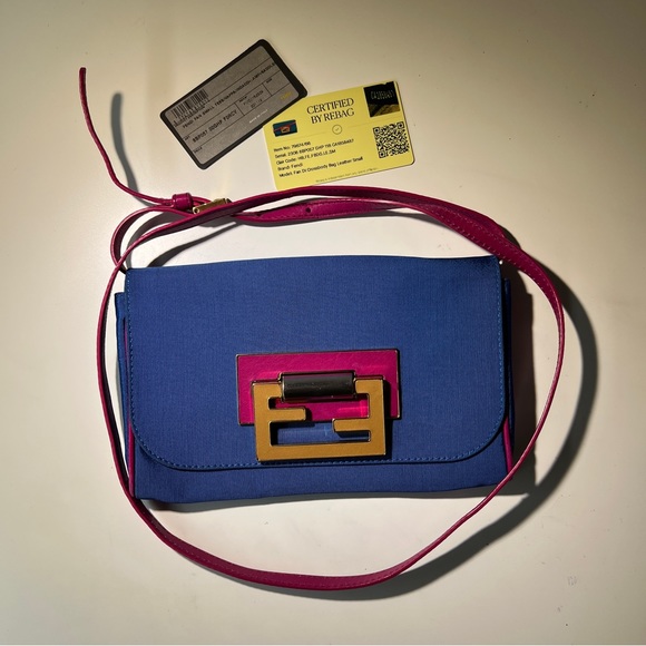 Fendi Handbags - Fendi Fan Di Crossbody Bag